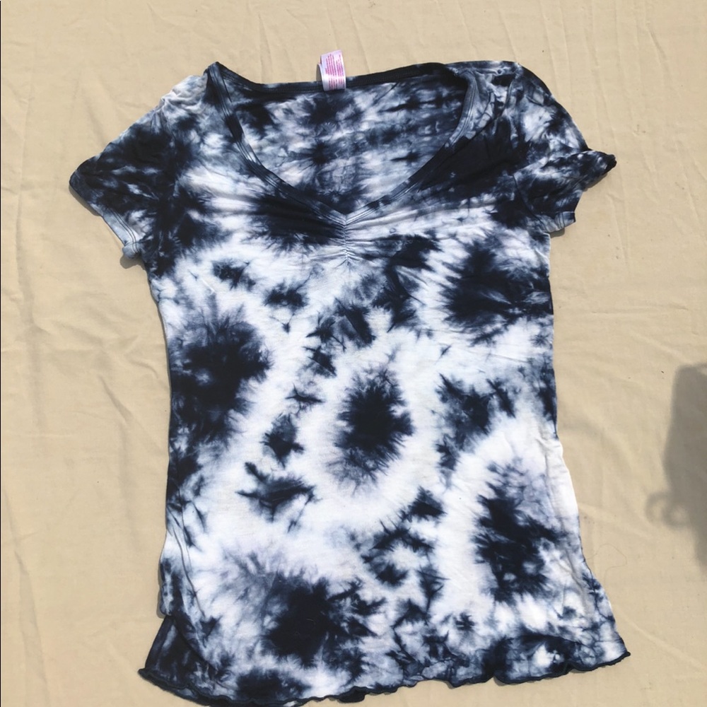 tie dye t-shirt